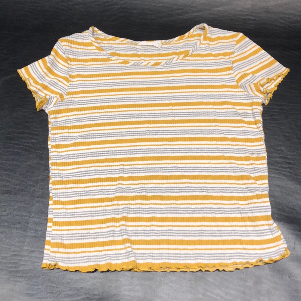 Full Tilt, fitted T-shirt.